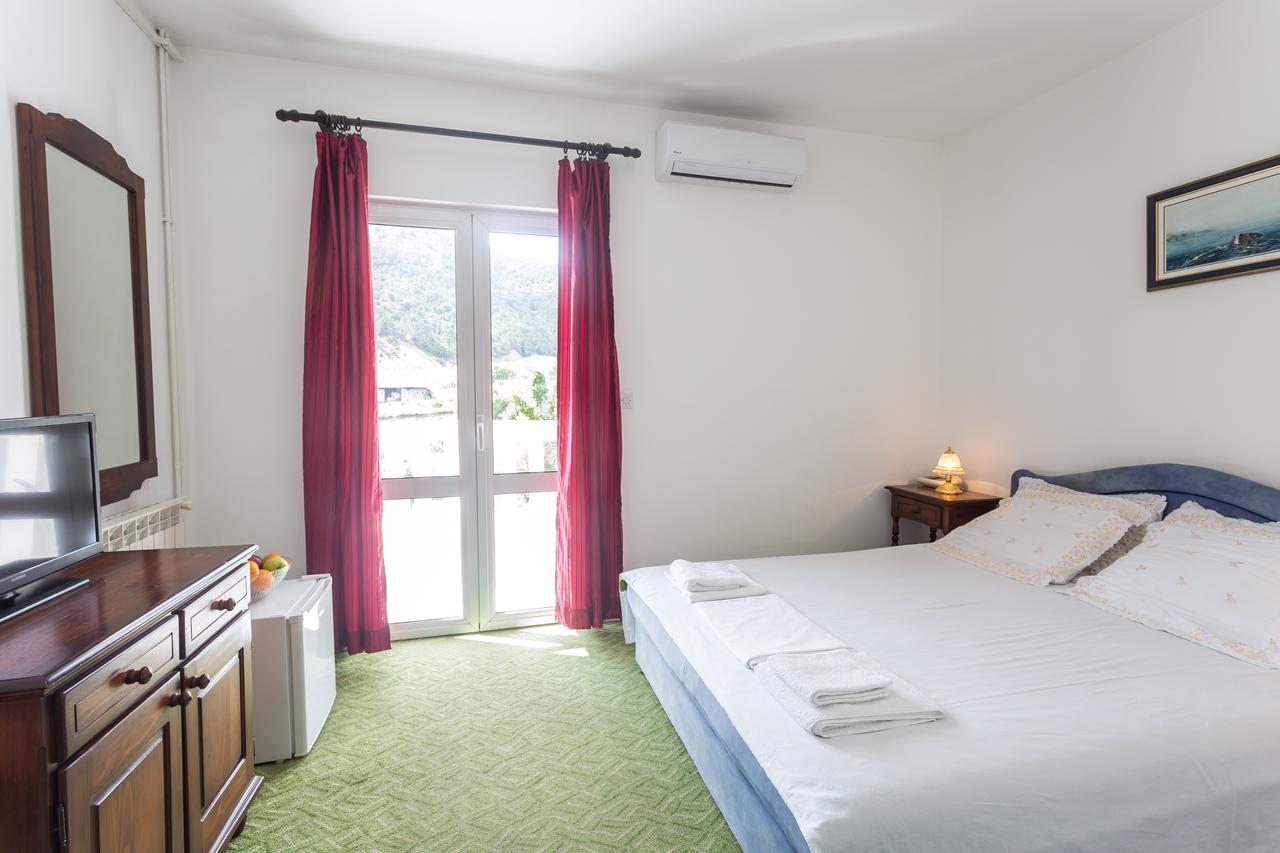 Hotel Jovana Budva Værelse billede